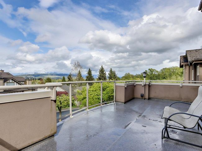 6 - 5239 Oakmount Crescent, Townhouse with 3 bedrooms, 3 bathrooms and 4 parking in Burnaby BC | Image 7