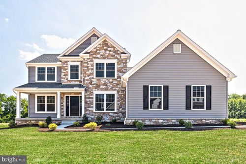 2 Forgedale Dr, CARLISLE, PA, 17015-4381 | Card Image