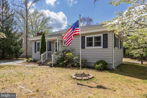 107 Woodland Ave, MEDFORD, NJ, 08055-3458 | Card Image