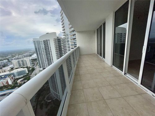 apt-4109-1850 S Ocean Dr, Hallandale Beach, FL, 33009-7689 | Card Image