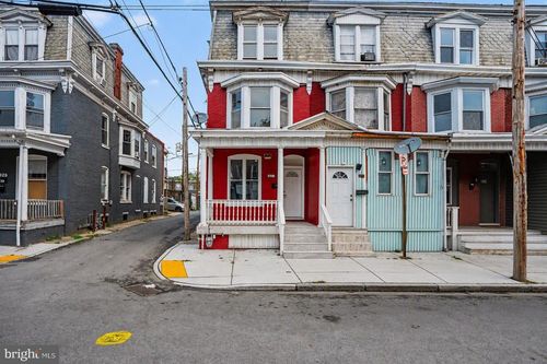 622 Geary St, HARRISBURG, PA, 17110-2637 | Card Image