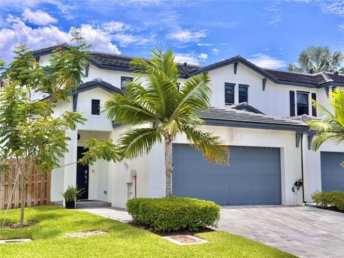 5838-2950 Park Pl, Fort Lauderdale, FL, 33312-5680 | Card Image