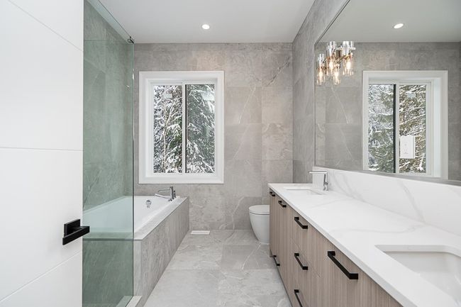 12230 267 St, House other with 8 bedrooms, 9 bathrooms and 3 parking in Maple Ridge BC | Image 15
