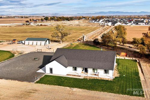 24750 Cemetery Rd, Middleton, ID, 83644-5100 | Card Image