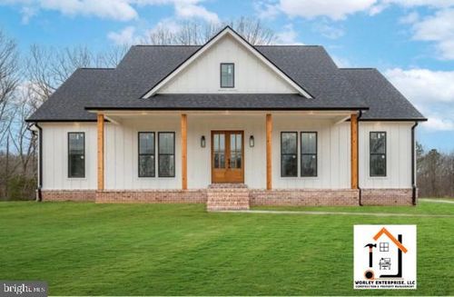 16061 Jefferson Hwy, BUMPASS, VA, 23024-3531 | Card Image