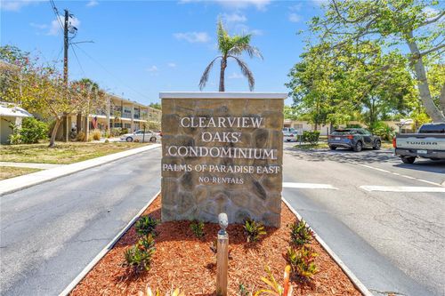 5s-4001 58th St N, KENNETH CITY, FL, 33709-6009 | Card Image