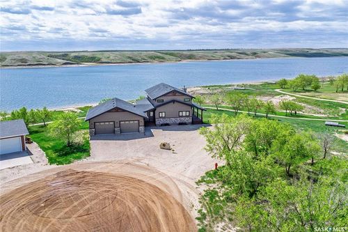 35 Grace Bay, Diefenbaker Lake, SK, S0L2E0 | Card Image