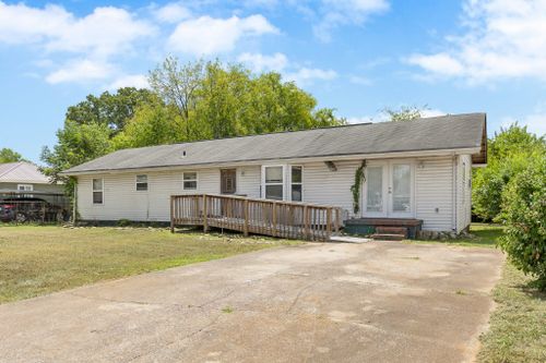 1104 Queens Dr, Chattanooga, TN, 37406-2340 | Card Image