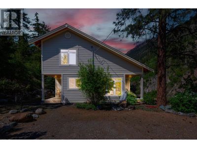 1315 Old Bridge Rd, House other with 3 bedrooms, 3 bathrooms and null parking in Lillooet BC | Image 3