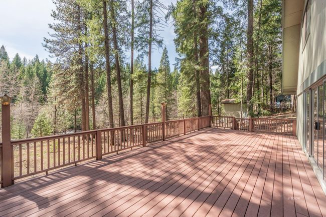 121,141 Mountain Aire Ln, House other with 2 bedrooms, 1 bathrooms and 15 parking in Trinity Center CA | Image 27