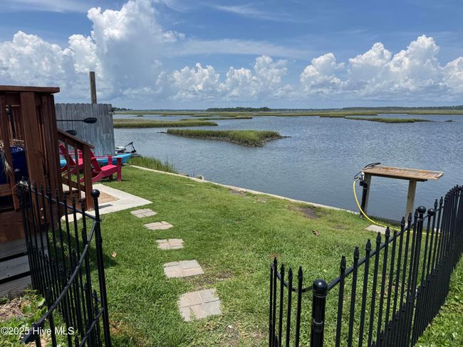 123 Cedar Point Blvd, House other with 3 bedrooms, 1 bathrooms and null parking in Cedar Point NC | Image 20