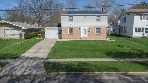 1437 Walnut Ave, Freeport, IL, 61032-6407 | Card Image