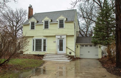 2021 Grand Blvd, Cedar Falls, IA, 50613-4557 | Card Image