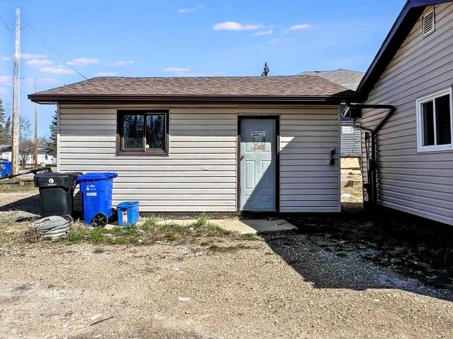 57 Poplar Cres, House other with 3 bedrooms, 2 bathrooms and 6 parking in Gregoire Lake Estates AB | Image 4