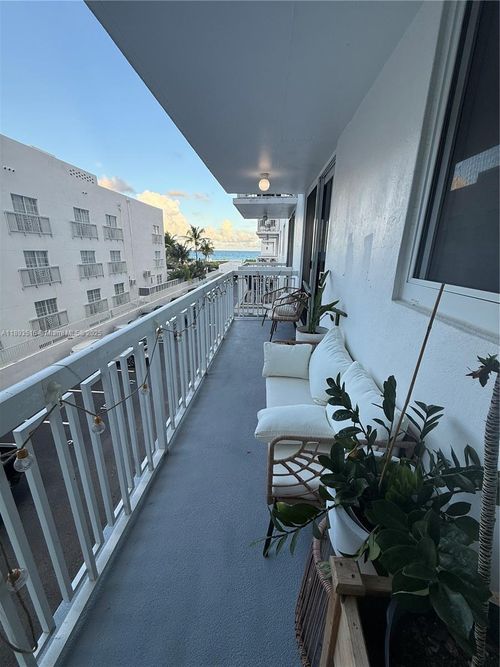 apt-325-401 Ocean Dr, Miami Beach, FL, 33139-6629 | Card Image