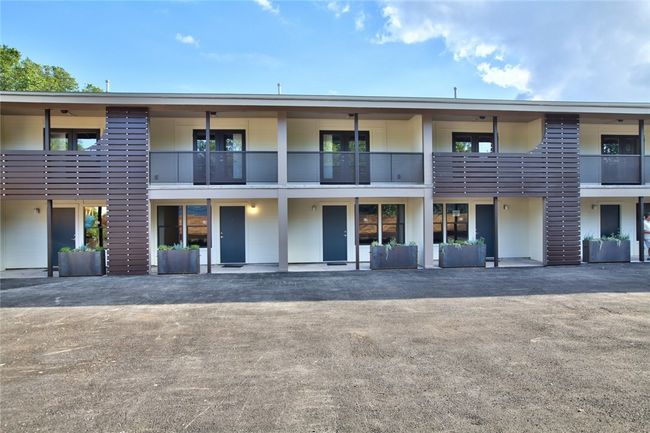 APT-117 - 924 E 51 St St, Townhouse with 1 bedrooms, 1 bathrooms and 1 parking in Austin TX | Image 37