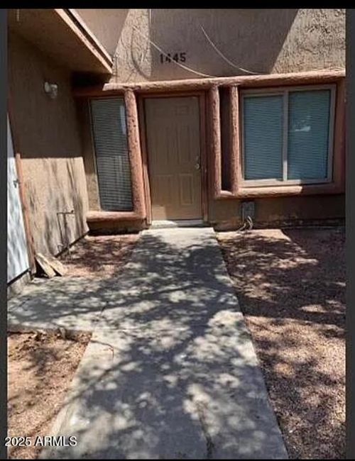 1445 N 53rd Dr, Phoenix, AZ, 85043-1702 | Card Image