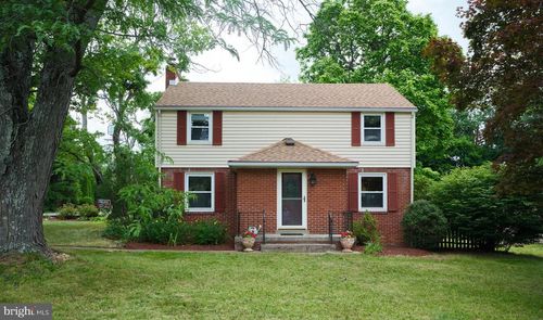 451 N Main St, CHALFONT, PA, 18914-2727 | Card Image