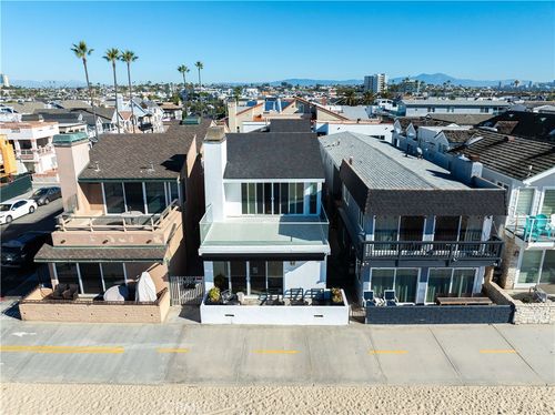 3012 W Oceanfront, Newport Beach, CA, 92663-0417 | Card Image