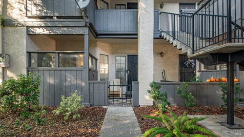 397 Kenbrook Cir, San Jose, CA, 95111-3217 | Card Image