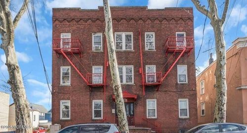 apt-5-720 Cortlandt St, Perth Amboy, NJ, 08861-2858 | Card Image