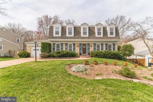 8606 Etta Dr, SPRINGFIELD, VA, 22152-2705 | Card Image