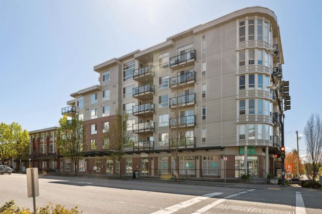 307 - 22318 Lougheed Highway, Condo with 1 bedrooms, 1 bathrooms and 1 parking in Maple Ridge BC | Image 3