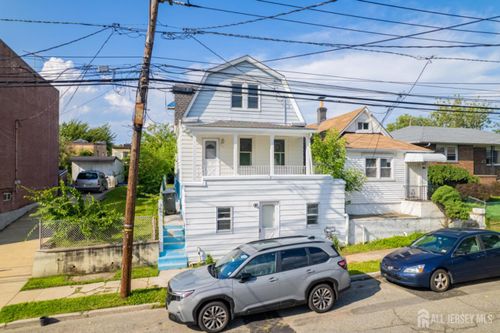 360 Alpine St, Perth Amboy, NJ, 08861-2625 | Card Image