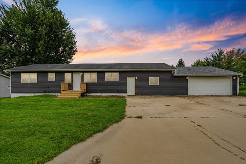 404 Main St Nw, Shellsburg, IA, 52332-9792 | Card Image