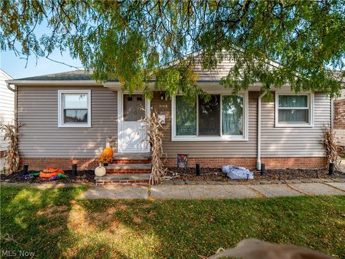 3108 Priscilla Ave, Parma, OH, 44134-4233 | Card Image