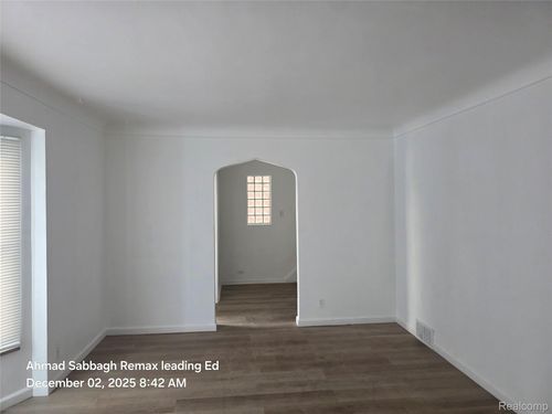 8029 Hartwell St, Detroit, MI, 48228-2740 | Card Image