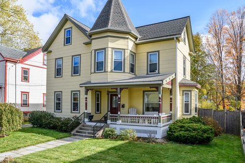 16 Alexander St, Framingham, MA, 01702-7339 | Card Image