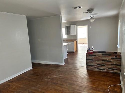 457 4th Ave, Chickasaw, AL, 36611-1620 | Card Image