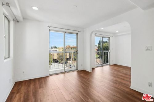 12010 Texas Ave, LOS ANGELES, CA, 90025-1311 | Card Image