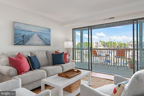 apt-102-7044 Harbour Village Ct, ANNAPOLIS, MD, 21403-3677 | Card Image