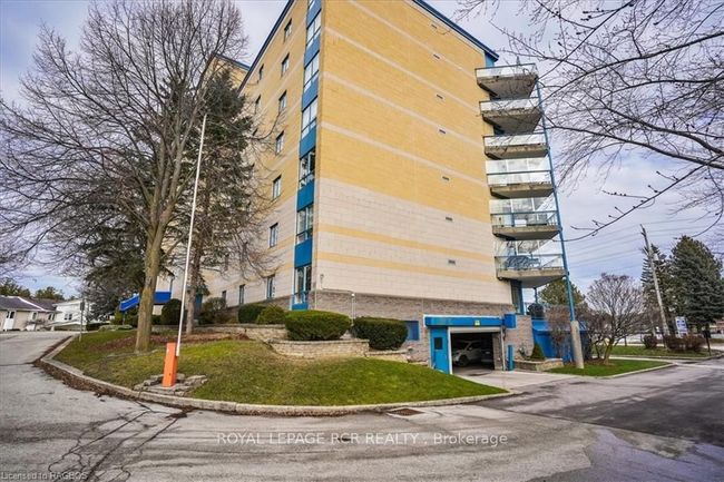 Access to underground parking | Image 33
