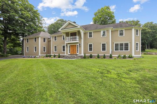 535 N Salem Rd, Ridgefield, CT, 06877-1924 | Card Image
