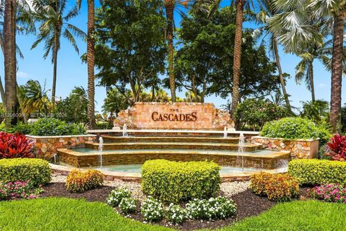 7215 Whitfield Ave, Boynton Beach, FL, 33437-6451 | Card Image