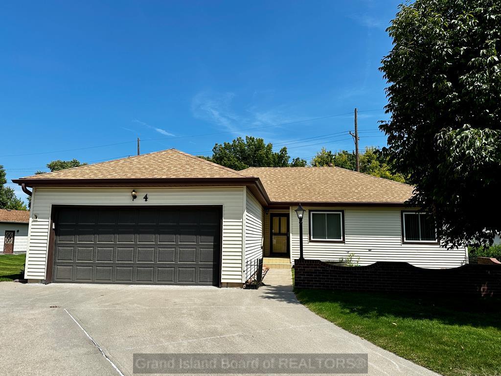 Via Trivoli , Grand Island, NE 68803
