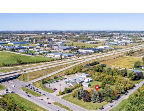 3236 E Northland Avenue, GRAND CHUTE, WI, 54911 | Card Image
