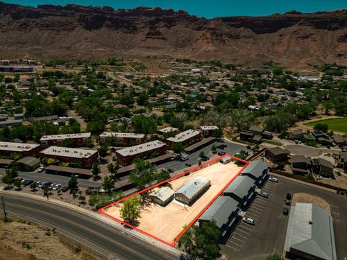 990 Millcreek Dr, Moab, UT, 84532-3058 | Card Image