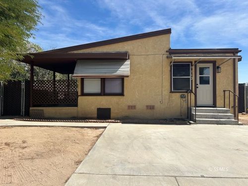 112-A S Valley St, Ridgecrest, CA, 93555 | Card Image