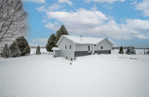 9429 Sally St, Mount Forest, ON, N0G2L0 | Card Image