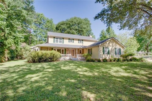 2123 Pinehurst Ln, Snellville, GA, 30078-6104 | Card Image