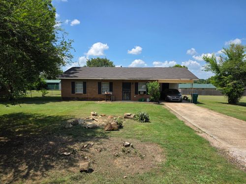 208 E Wheeler St, Okolona, MS, 38860-1205 | Card Image