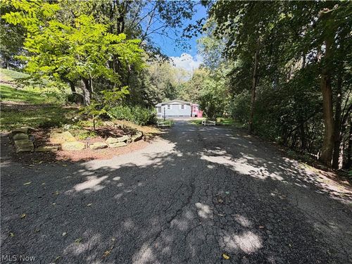 1929 Iris Street, East Liverpool, OH, 43920 | Card Image