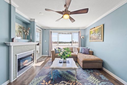 312-6 Renaissance Sq, New Westminster, BC, V3M6N8 | Card Image