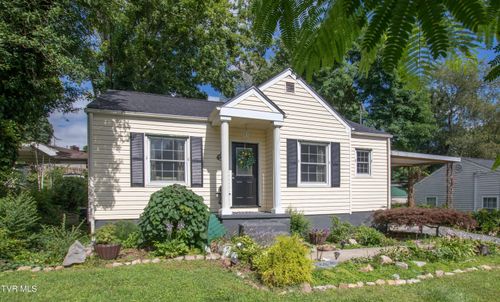 1321 Holly Ct, Bristol, TN, 37620-4107 | Card Image