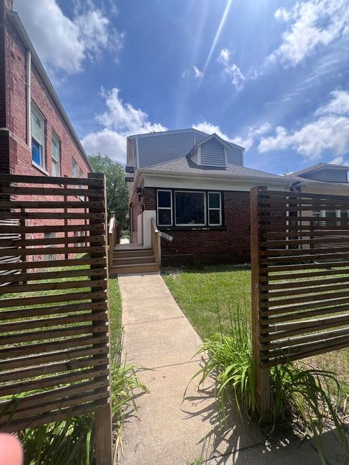 1105 W 111th Pl, Chicago, IL, 60643-4511 | Card Image