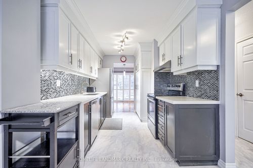 1266 Barberry Green, Oakville, ON, L6M2A6 | Card Image